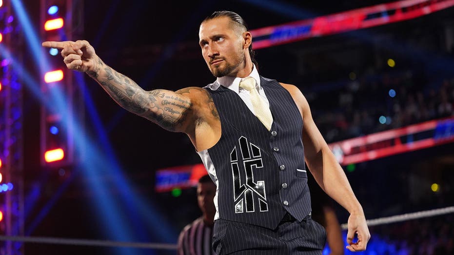 Ex-WWE wrestler, 25, announces retirement from pro wrestling after departure Gold Coast Optometrists